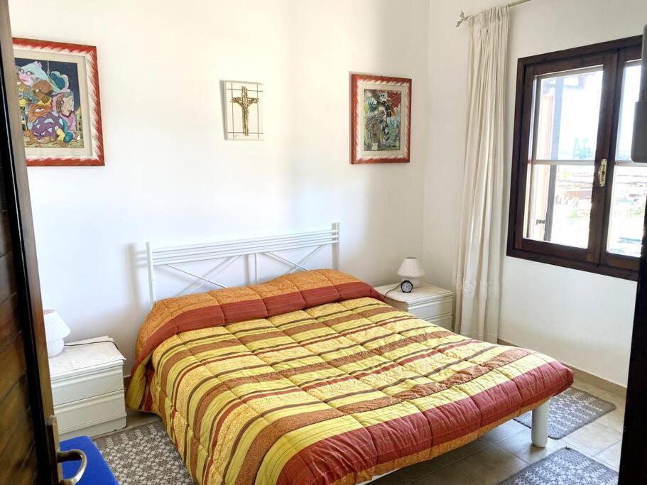 Appartamento Con Terrazza Vista Mare. Àrbatax Exterior foto